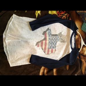 Quarter sleeve shirt